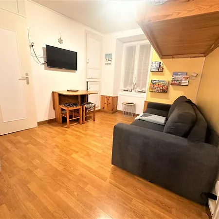 Studio Cocooning A Cauterets 2 Adultes Et 1 Enfant Apartment